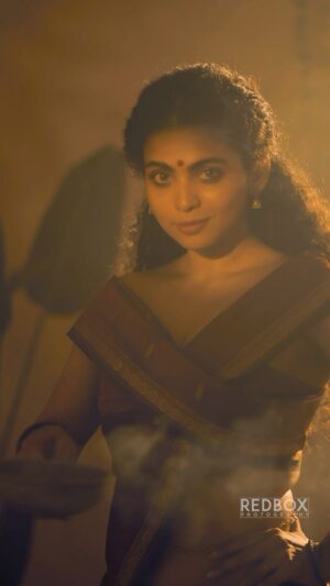 Padeni Kumar Instagram - Team👇🏼
Makeup & Hair : @makeupandhairbyrehana
Draping : @hairstylist_rajee1111
Shot by : @redboxphotography 

I’ve always believed that the universe rewards hard work and dedication. When you put your heart and soul into something, it’s bound to turn out amazing! 
❤️ Likewise (Rehana) @makeupandhairbyrehana and I had been planning this shoot for a long time, and our teamwork paid off beautifully. 
❤️The photographic team’s @redboxphotography efforts were truly commendable, and I’m grateful for their hard work.
❤️Rehana’s expertise in creating lightweight and elegant makeup was the highlight of the shoot - I’ve never felt so comfortable in my career! She epic literally 😘 Love you dear❣️
❤️I extend my heartfelt thanks to Rehana, the photographic team, and our wonderful saree draper @hairstylist_rajee1111 , who patiently accommodated our numerous requests. I hope you all enjoy the fruits of our labor! Thank you!”
❤️ Thank you @onlynikil for your immense support!!!
.
#makeup #hardwork #passion #career #dedication #curly #love #photogram