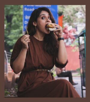 Pallavi Patil Instagram - तुम्हाला वडापाव आवडतो का ??
.
.
Photography by @saneshashank
.
.
#vadapav #worldvadapavday #pallavipatil