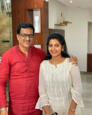 Pallavi Ramisetty Instagram - Happy birthday dady 
May god bless you with many more years of good health
& lots of love 😊
 Always there for you dady 
Love you somuch 🤗🤗🧿