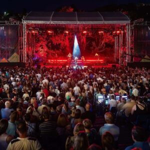 Paloma Faith Instagram - Some magical shots from @veszpremfest by @heinczbiga