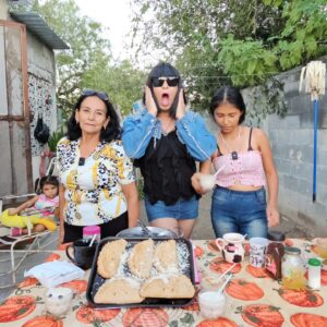 Pamela Chup Instagram - Según un estudio realizado por mi, el 90% de las relaciones de pareja fracasan por sus creencias. O sea que, creen que los quieren y la neta es que no.