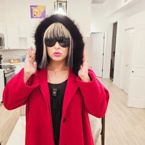 Pamela Chup Instagram - La próxima vez que veas a alguien triste, no le pidas que sonría. Ni le prometas que recuperarse “está en sus manos.” Si de verdad quieres ayudarle, hazle saber que, aunque no seas capaz de entender lo que le pasa, estarás ahí si te necesita. 
#diamundialcontraladepresion