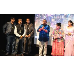 Pan Nalin Instagram - પાન નલિનની ‘છેલ્લો ફિલ્મ શૉ’ સાથે આંતરરાષ્ટ્રીય ગુજરાતી ફિલ્મ ફેસ્ટિવલની સિડનીમાં શરૂઆત

Read more link in bio 

#midday #middaygujrati #middaynews #news #newsupdates 
#GujaratiFilmFestival #SydneyOperaHouse #InternationalFilmFestival #PanNalin #DhollywoodNews #EntertainmentNews #FilmFestival #CulturalEvent #GujaratiCinema