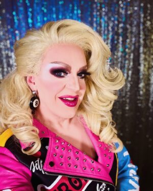 Pandora Boxx Instagram - Shooting some videos tonight 🦄🩷📸
