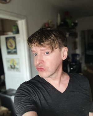 Pandora Boxx Instagram - New cut, who dis? 💇🏼‍♂️