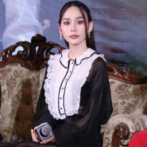 Panupan Jantanawong Instagram - สืบหางาน หาเงิน!! สิงหาคม 
ตารางยังว่างอยู่ (เพียบ) 🕶️💰💵

สืบหาลูกค้าด้วยครับ ติดต่อมาด่วนๆๆ

#ขออภัยหากตัวจริงดูดีกว่าในรูป
#ขอบคุณแรงบันดาลใจจากรูปต้นฉบับ

#ipanchannel #เจแปนภาณุพรรณ #ipanproduction #สืบหางาน #สืบสันดาน