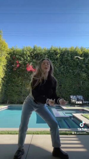 Paris Smith Instagram - I’m just gonna leave this here 🥰 pre-bangs era ❤️💫