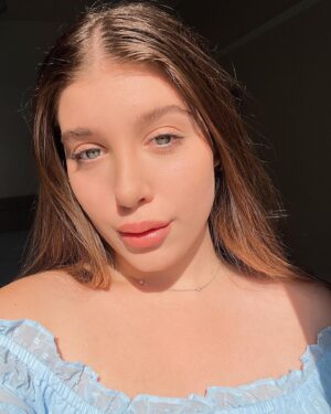 Paris Smith Instagram - 💤💙🦋🅿️🔹🌀wear my heart on my sleeve