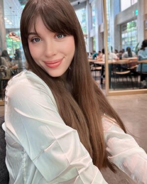 Paris Smith Instagram - 🙈🐰