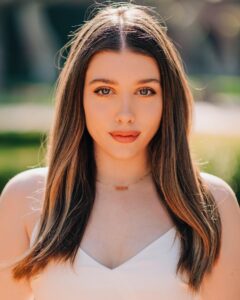 Actress Paris Smith HD Instagram Photos and Wallpapers June 2022