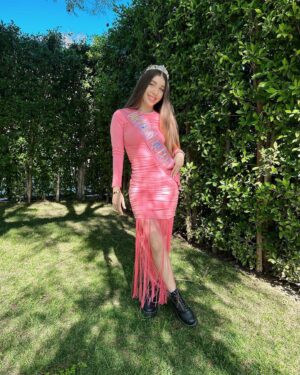 Paris Smith Instagram - pretty in pink 💕🎉