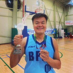 Park Jin-young Instagram - #JYPbasketball #BPMbasketballteam #JYPark
#인천남동구농구협회장배준우승

BPM이 정식 등록팀이 되고 나서 처음 출전한 대회에서 준우승 했어요!! 얘들아 너무 잘 했다. 정말 자랑스럽다. 감동이있어!!
버블 통해 응원해주고 있었던 팬분들 너무 감사드려요 덕분에 준우승 했어요!♡

Fimish 2nd in the first tournament we attended as a official registered team. So proud of my teammates!!
Thanks to all the fans that supported me through the Bubble♡