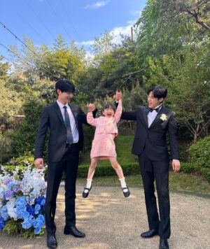 Park Young-woon Instagram - 세번째결혼 마지막 일기

2023.10.23-2024.05.03