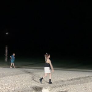 Park Yu-rim Instagram - 내일은 또 얼마나 재밌을까 🏝️!