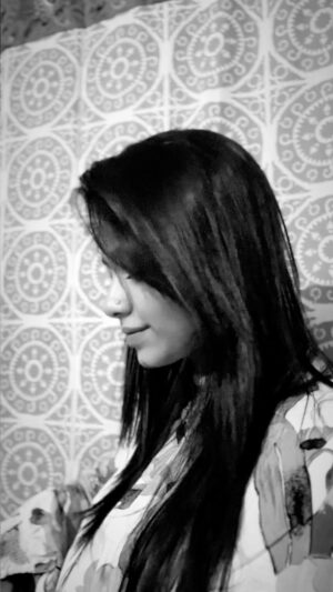 Parsa Evana Instagram - Husn karaoke .. 
Random 💔