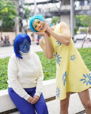 Pataradanai Setsuwan Instagram - Joy & Sadness จูงมือกันไปดูหนัง คุณแม่น่ารักมาก 5555555555555555555555555555555555555

I was feeling blue, so I asked my mum if we wanted to hangout. What an amazing day, for me HAHAHAHAHAHAHAHAHA

Makeup: @bitoeymakeup 
Hair: @kerkkim