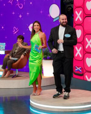 Patrícia Abravanel Instagram - O Programa Silvio Santos de Dia dos Pais está no ar!!! 
#ProgramaSilvioSantos 

📸 @gabrielcardosofoto