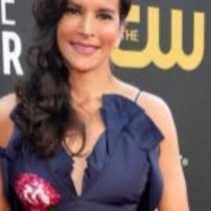 Patricia Velásquez Instagram - Vestido @carolinaherrera 
#PatriciaVelasquez #actriz #actress #model #modelo #alfombraroja #premios