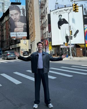 Patrick Schwarzenegger Instagram - HOW COOL?!?! 

Loved getting to see these new @emporioarmani billboards with @realbarbarapalvin !!! So surreal!! 

#eaeyewear #eawatches #emporioarmani