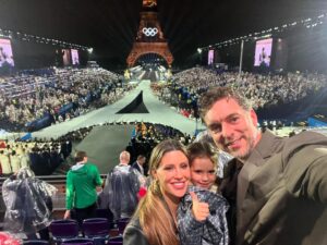 Pau Gasol Instagram - About last night 🤩… Let the Games begin! 
Ayer noche fue mágica ❤️… ¡Qué empiecen los Juegos!
#OpeningCeremony #Paris2024
