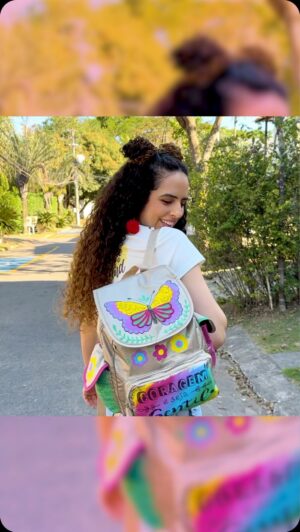 Paula Stephânia Instagram - 🎨Pintando minha mochila basiquinha, e aí vc usaria?
