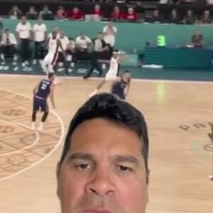 Paulo Antunes Instagram - Muito engraçadinha essa seleção da Sérvia. Quase derrubou os americanos no basquete masculino. Infelizmente pra eles, Kevin Durant, Steph Curry e Lebron falaram NÃO! #stake #usmbt #olimpiadas #basquete #eua #viral USA derruba a França?