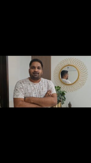 Pavan Wadeyar Instagram - ನಿಮ್ಮ ಹಕ್ಕನ್ನು ಹೆಮ್ಮೆಯಿಂದ ಚಲಾಯಿಸಿ✨️✨️
Cast your votes✨️✨️
#karnatakaelections2023