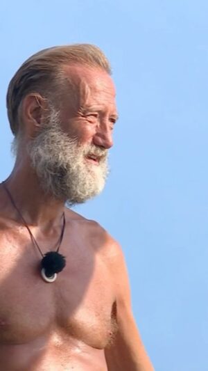 Pedro García Aguado Instagram - Pedro García Aguado se rompe al recordar una época muy dura: “Era uno de los mejores, pero me destrozaba la vida por las noches” #TierraDeNadie14 #Supervivientes