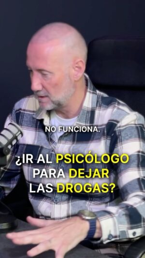 Pedro García Aguado Instagram - Esto es lo que realmente te Ayudará si eres una Persona Adicta. 👨‍⚕️

| #psicologa #hermanomayor #terapia #podcast #adicciones