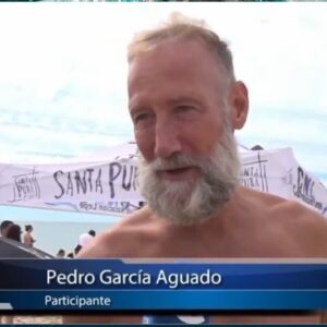 Pedro García Aguado Instagram - 🏊‍♂️ Pasé una mañana maravillosa en la IX travesía a nado Santa Pura para recaudar dinero para la Fundación Vicente Ferrer y a la lucha contra el Cáncer Infantil.
Gracias por el cariño recibido a @clubnatacionlepe @santapuraclub  y @21horasernestoalgarra 

#pedroaguado #pedrogarciaaguado #cancerinfantil #travesia #aguasabiertas #solidaridad #santapura #teampedro #21horas #vicenteferrer #recaudacion #finsolidario
