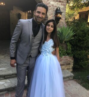 Pej Vahdat Instagram - Happy birthday to my beautiful, smart, and so not basic niece  @officially_alexa_  I love you so much and I am so proud of the young woman you have become. Keep educating the world and being the incredible person you are. I can’t wait to see what you do next! ❤️❤️❤️❤️❤️