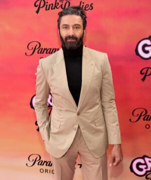 Pej Vahdat Instagram - Great night at the premiere of @riseofthepinkladies on @paramountplus and celebrating @cheyenneisabel and the rest of the cast and crews brilliance. Such a great show congratulations!!! #grease #riseofthepinkladies @dolcegabbana thank you for the beautiful suit.