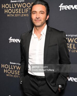 Pej Vahdat Instagram - What an incredible night celebrating @jljefflewis and the premiere of @hollywoodhouselift on @amazonfreevee thank you for having me. #hollywoodhouselift #jefflewis #amazon #amazonfreevee #chumps