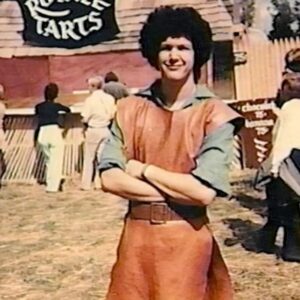 Penn Jillette Instagram - I performed with Teller for the first time 49 years ago today @mnrenaissance ! My goodness.
#renaissancefaire #minnesotarenaissancefestival #magic #juggler