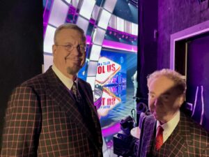 Penn Jillette Instagram - That’s a wrap on the season 11 tapings! Coming soon to @thecw 

@ptfoolus 
@brookeburke