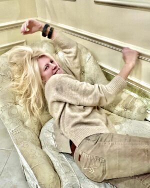 Peta Wilson Instagram - love my color. thank you  @georgegiavis  queen st woolhara