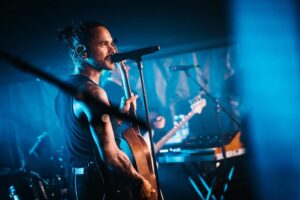 Pete Parkkonen Instagram - Back on the road🛞
friday @tavaraasematre 
saturday @vikinglinesuomi Gabriella **

📸 @saynevirtaphotography