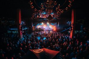 Pete Parkkonen Instagram - Tonight Rauma Domino

🔥🔥🔥🔥🔥🔥🔥

Kiitos @korundihouse @hulluporolevi @ravintolapiste 

Puvut:
@turo1938 @merimilash 

📸 @nikisoukkio