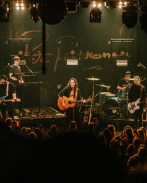 Pete Parkkonen Instagram - Musa tuntuu🖤

Tällä viikolla:
17.11. perjantai Aulanko Areena // Hämeenlinna 
18.11. lauantai @patoklubi // Kouvola 

📸 @pultsiphoto