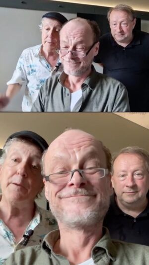 Peter Flechtner Instagram - Drei Freunde singen #santiagoziesmer #svenplate #peterflechtner #synchronsprecher @svenplateofficial @santiagoziesmer__official
