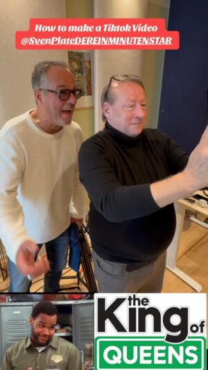 Peter Flechtner Instagram - How to make a Tiktok Video @svenplateofficial #svenplate #charlesrettinghaus #peterflechtner #synchronsprecher