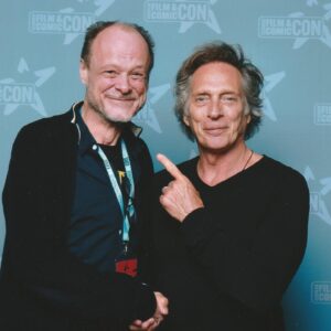 Peter Flechtner Instagram - Es war großartig. Danke an die Fans für soviel Liebe und danke @germanfilmcomiccon @rene_fox_crew für die Einladung. #peterflechtner #reinerschöne #svenplate #philippmoog #hubertusvonlerchenfeld #giulianajakobeit #richarddeananderson #edwardfurlong #walterkoenig #williamfichtner #dougjones #amyacker #torstensträter #synchronsprecher #schauspieler