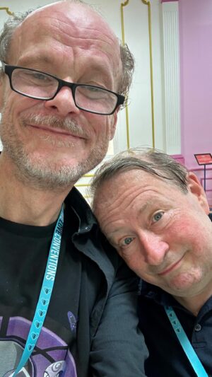 Peter Flechtner Instagram - Peter & Sven auf der @germanfilmcomiccon in Babelsberg #peterflechtner #svenplate #synchronsprecher