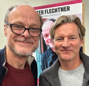 Peter Flechtner Instagram - @germanfilmcomiccon Teil 2 . Es war wieder mal etwas ganz besonderes ❤️ #peterflechtner #svenplate #reinerschöne #giulianajakobeit #hubertusvonlerchenfeld #philippmoog #dougjones #williamfichtner #torstensträter #synchronsprecher #synchronschauspieler