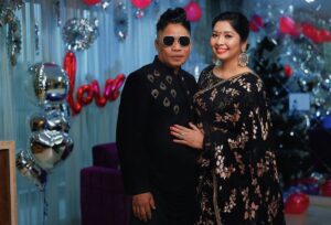 Peter Hein Instagram - Happy Silver Jubilee Anniversary to the person who has been by my side for 25 years,showered me with love and given me this perfect little family✨
Love you chellam♥️

@parvathihein ✨