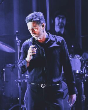 Peter Jöback Instagram - Fina bilder från gårdagens release spelning på @rivalsthlm för mitt nya album ATLAS - med mina gäster @dominique.dpw och @edharcourt samt mitt grymma band @ottobam @minkbandy @charlishe @moorgroove och Markus Olsson och mitt grymma crew @jonasreinsjo @eddieavega Martin Robertson Salas och @rhvenstrom och mitt grymma bokningsbolag @unitedstagesverige 📸 @photographerkarintornblom
