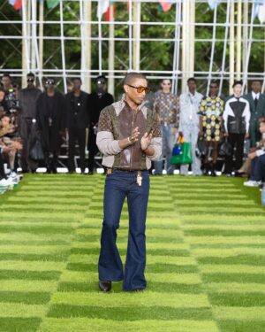 Pharrell Williams Instagram - Men’s Spring-Summer 2025 Show. Backdropped by an immense globe, @pharrell commemorates the Spring-Summer presentation at La Maison de l’UNESCO in Paris.

#LVMenSS25 #PharrellWilliams #LouisVuitton