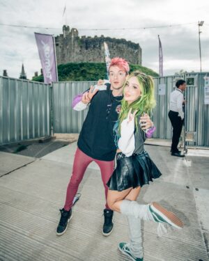 Phem Instagram - cardiff…. views of castles while on stage… thank u for a wonderful show 🖖🏼 & yes … we’ve been playing as a just a duo for these shows. always fun trying new things 💚