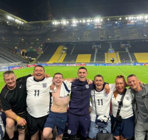 Phil Foden Instagram - One more to go 🫡 Fans were class! Bring on Sunday 💪🏻🏴󠁧󠁢󠁥󠁮󠁧󠁿