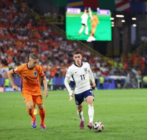 Phil Foden Instagram - One more to go 🫡 Fans were class! Bring on Sunday 💪🏻🏴󠁧󠁢󠁥󠁮󠁧󠁿